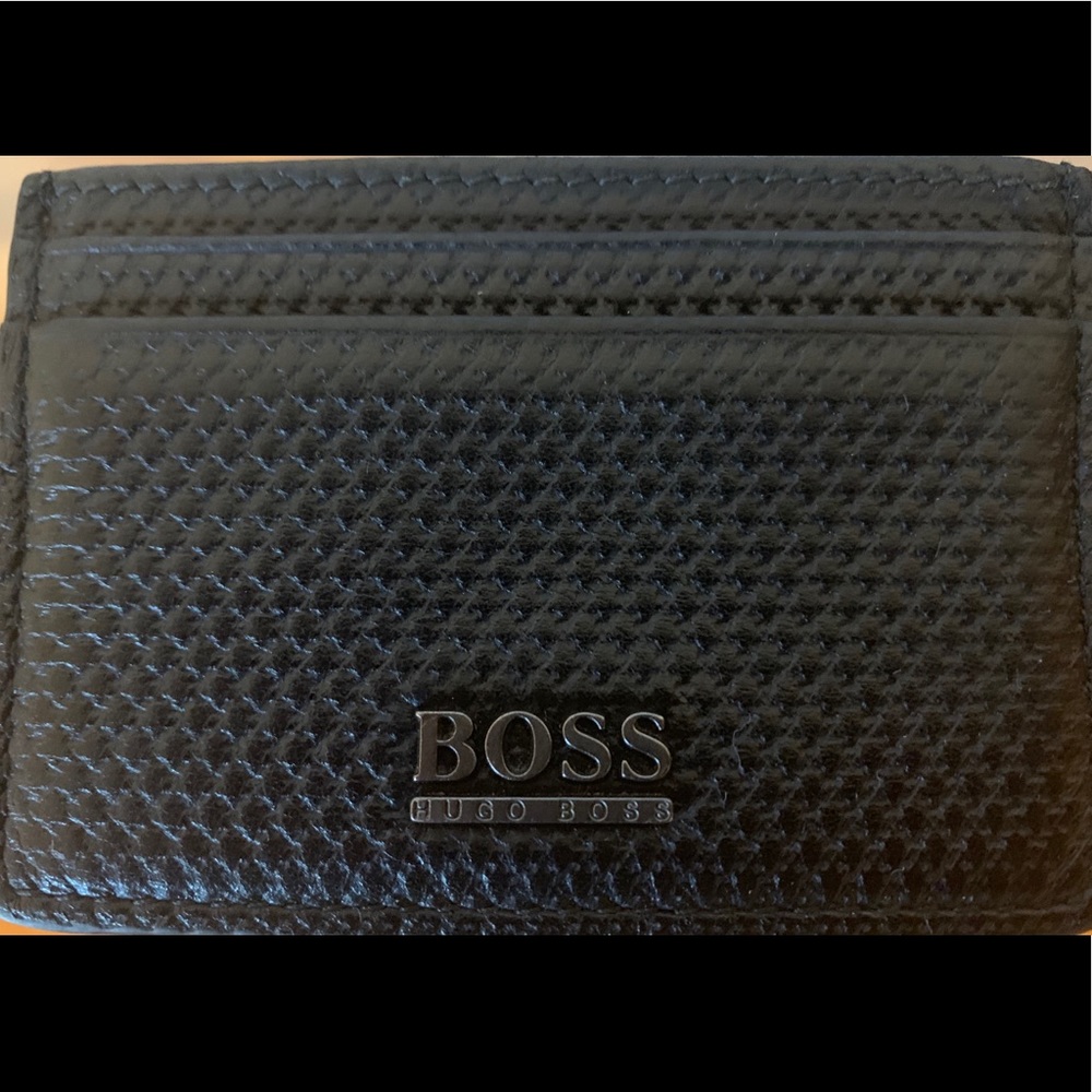 Hugo Boss Card Wallet...Very Unique Design.